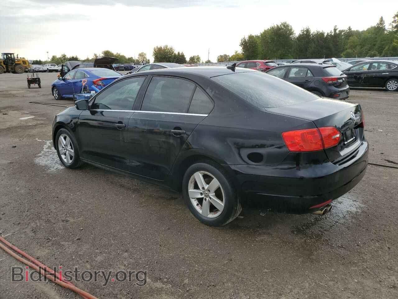 2011 VOLKSWAGEN JETTA - VIN: 3VWLX7AJ9BM386021 - Фото 2
