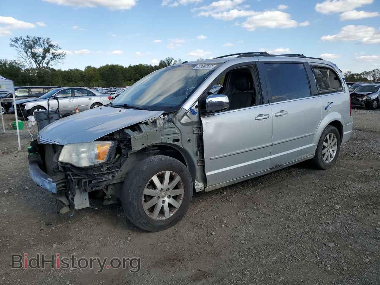 Photo 2A8HR54P68R647073 - CHRYSLER MINIVAN 2008