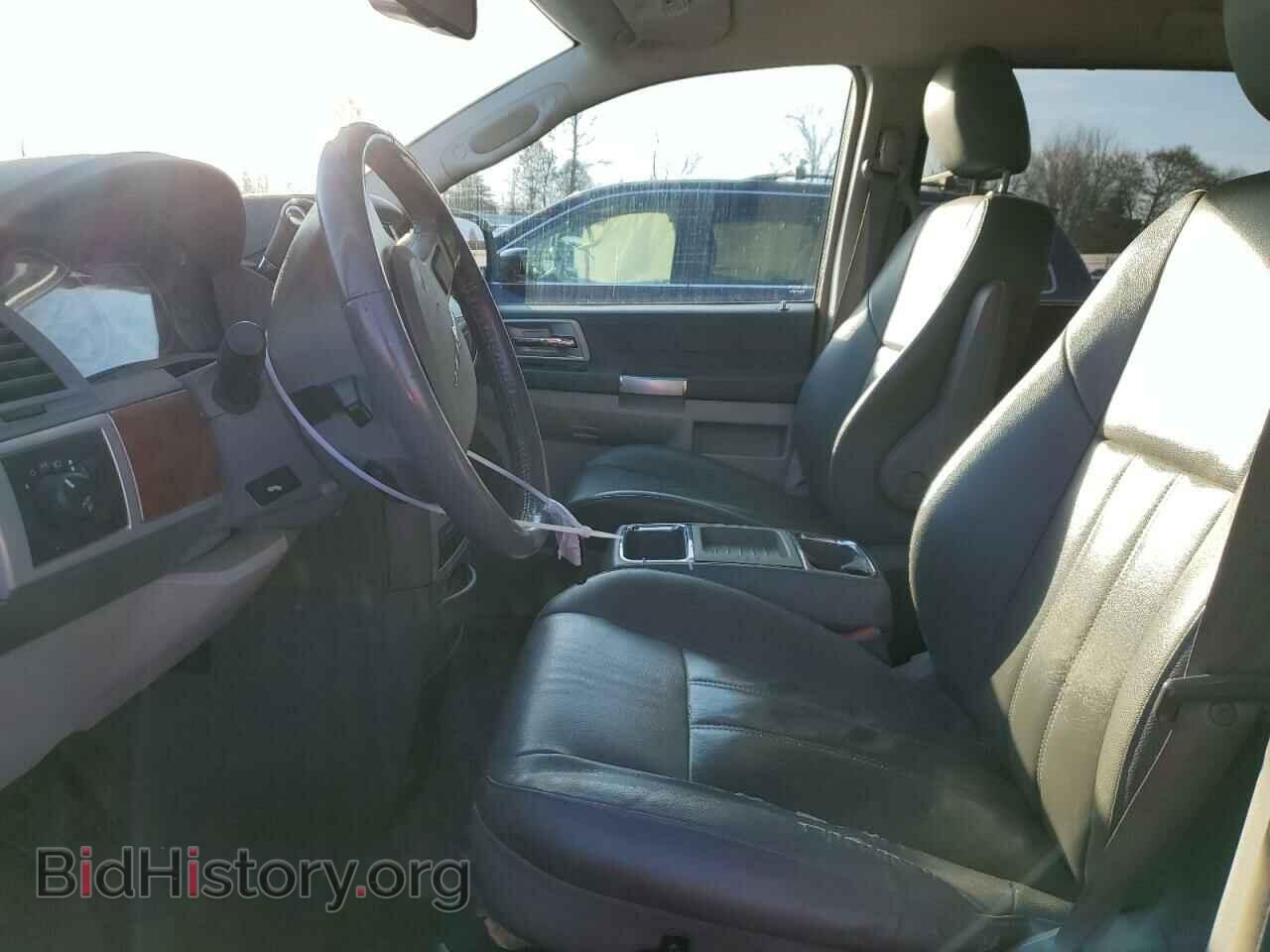 2008 CHRYSLER MINIVAN - VIN: 2A8HR54P58R827922 - Фото 7