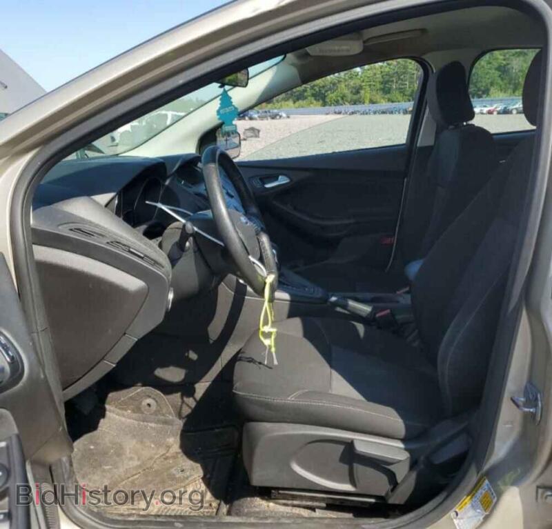 2017 Ford FOCUS (VIN 1FADP3K28HL207605) — photo 7 of 12