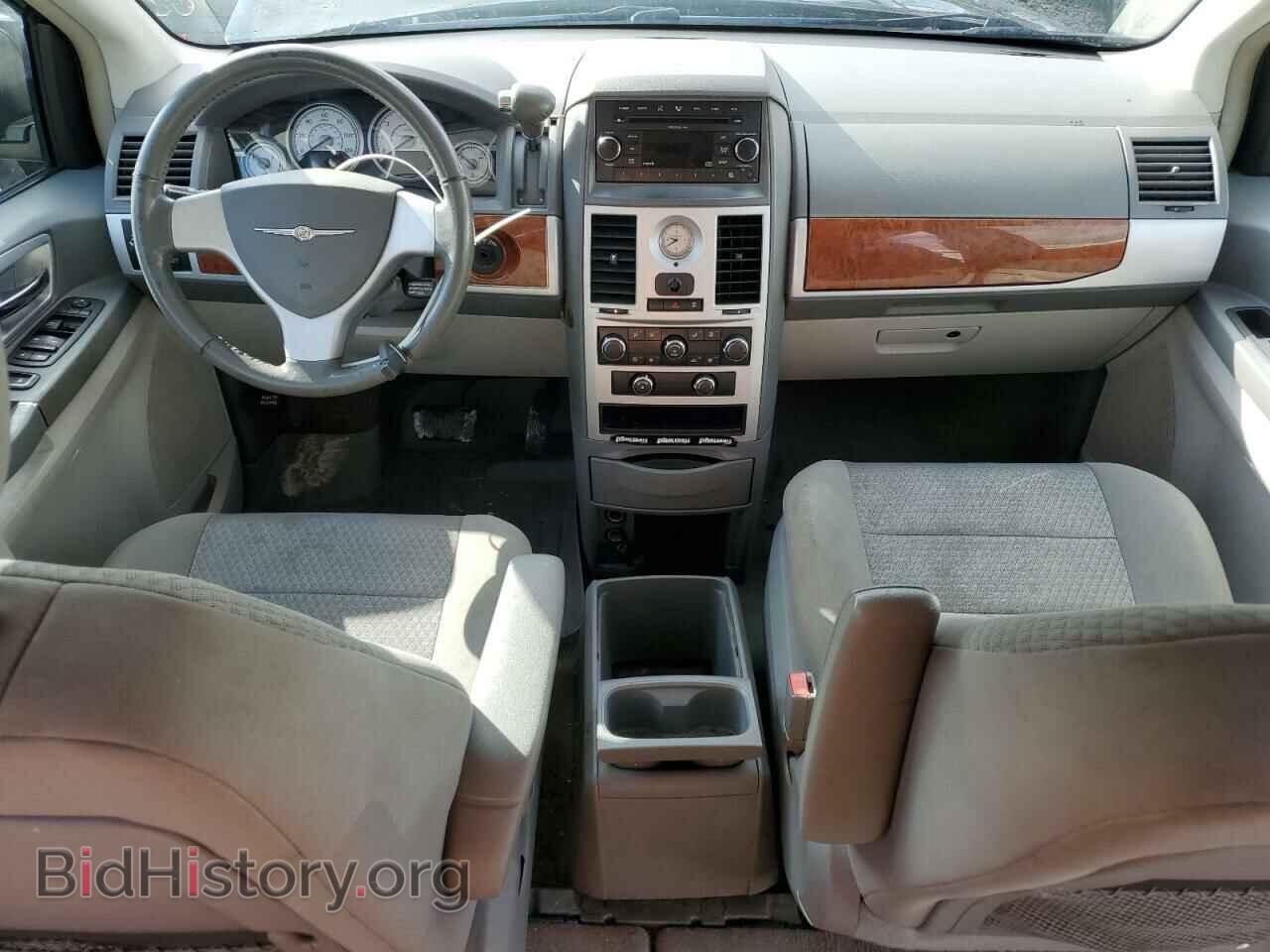 2009 CHRYSLER MINIVAN - VIN: 2A8HR54169R504069 - Фото 8
