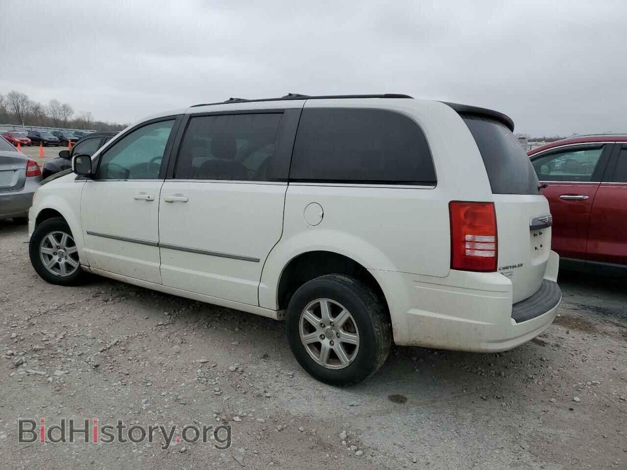 2010 CHRYSLER MINIVAN - VIN: 2A4RR5D18AR267269 - Фото 2