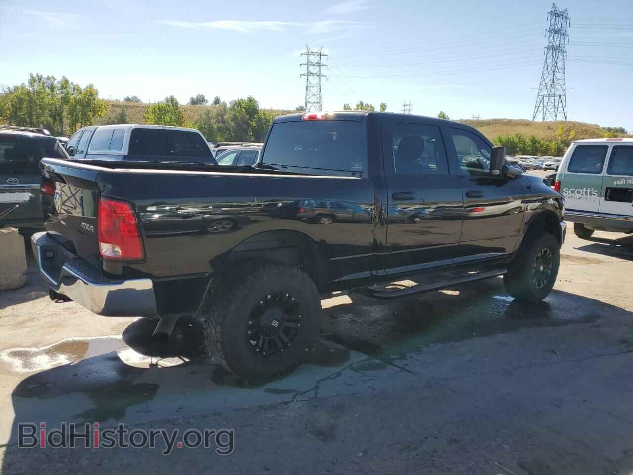 2014 RAM All Models - VIN: 3C6UR5CLXEG146877 - Photo 3