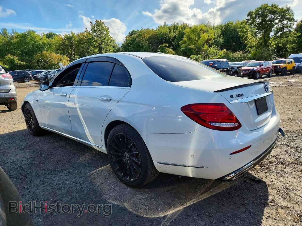 2018 MERCEDES-BENZ E-CLASS - VIN: WDDZF4KB9JA314209 - Фото 2