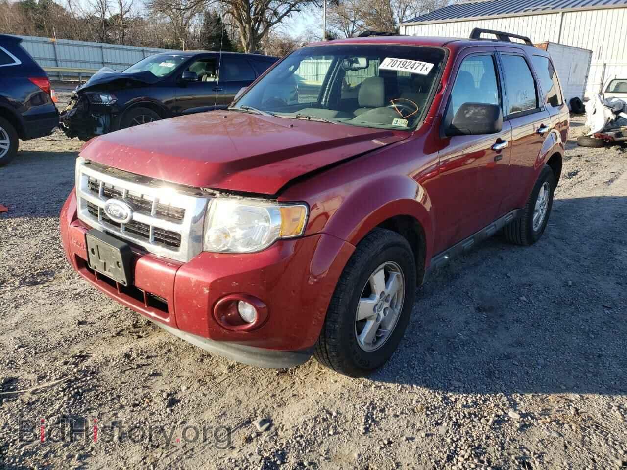 2011 FORD ESCAPE - VIN: 1FMCU9D76BKB29330 - Photo 2