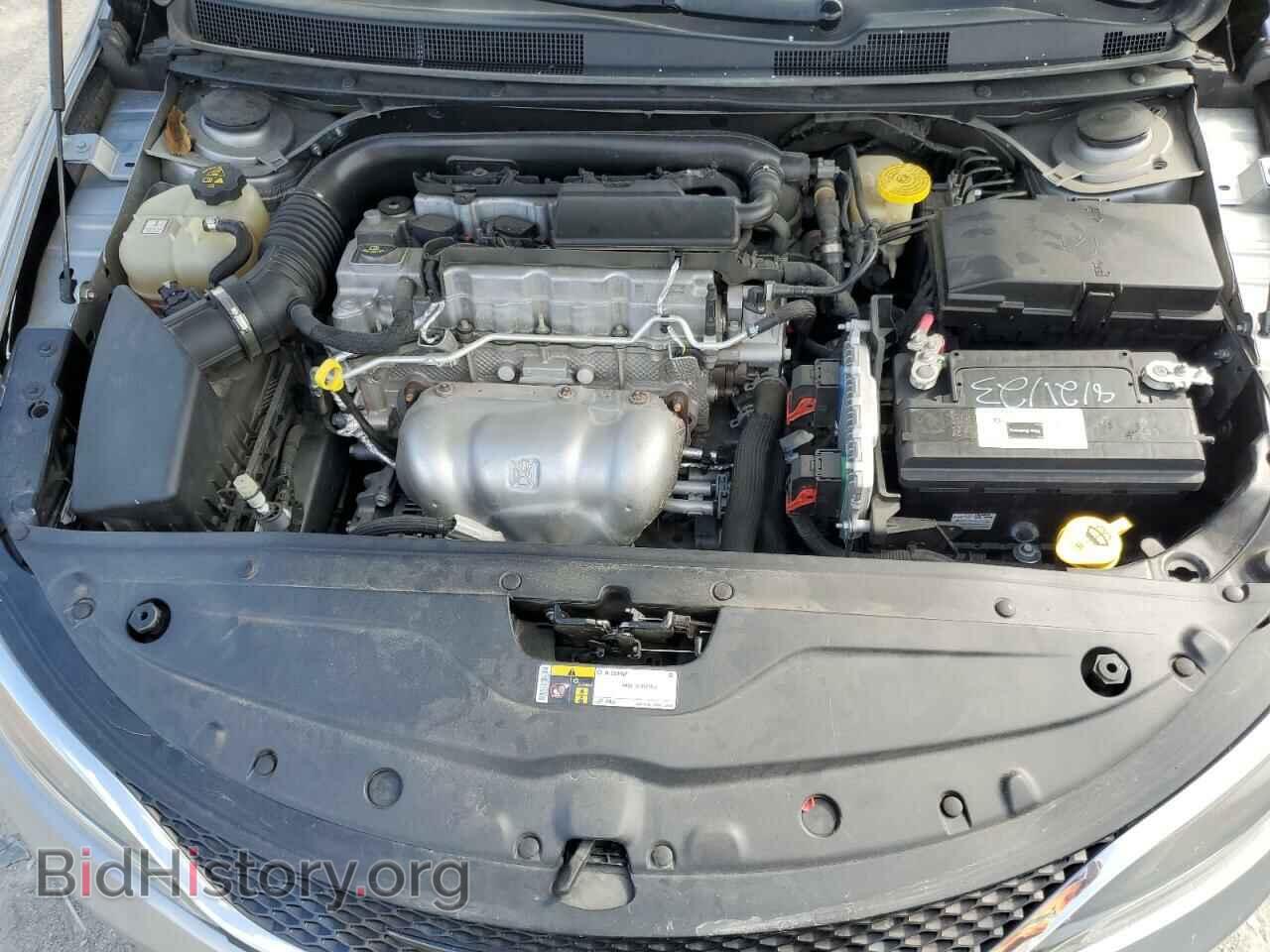 2016 CHRYSLER 200 - VIN: 1C3CCCFB3GN195169 - Фото 11