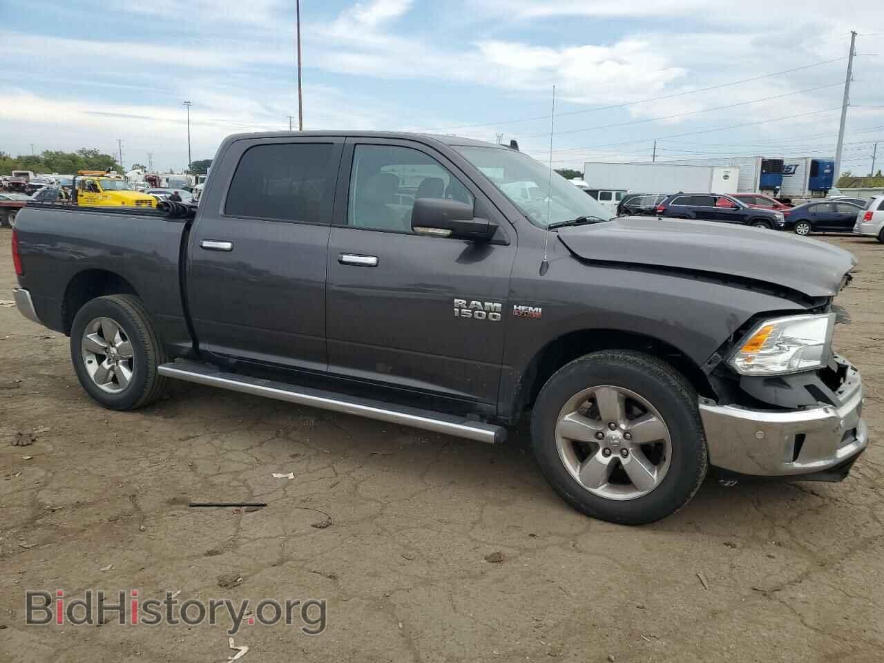 2017 RAM 1500 - VIN: 3C6RR7LT2HG714609 - Photo 4