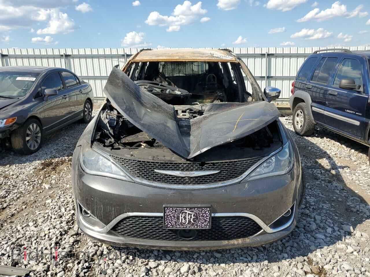 2018 CHRYSLER PACIFICA - VIN: 2C4RC1GG5JR107267 - Фото 5