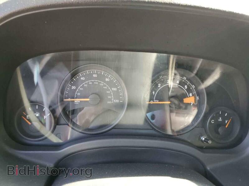 2014 Jeep COMPASS (VIN 1C4NJDBB3ED842033) — фото 9 из 13