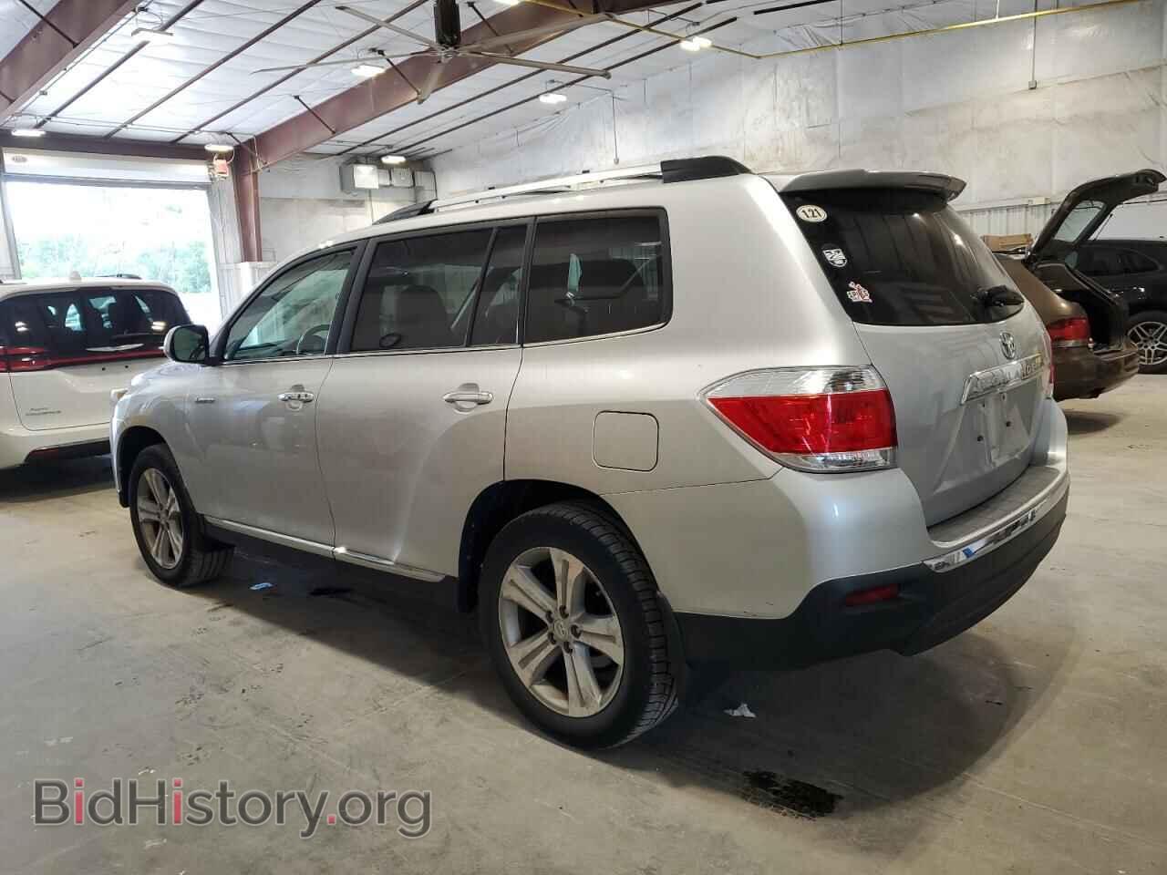 2013 TOYOTA HIGHLANDER - VIN: 5TDYK3EH8DS094001 - Фото 2