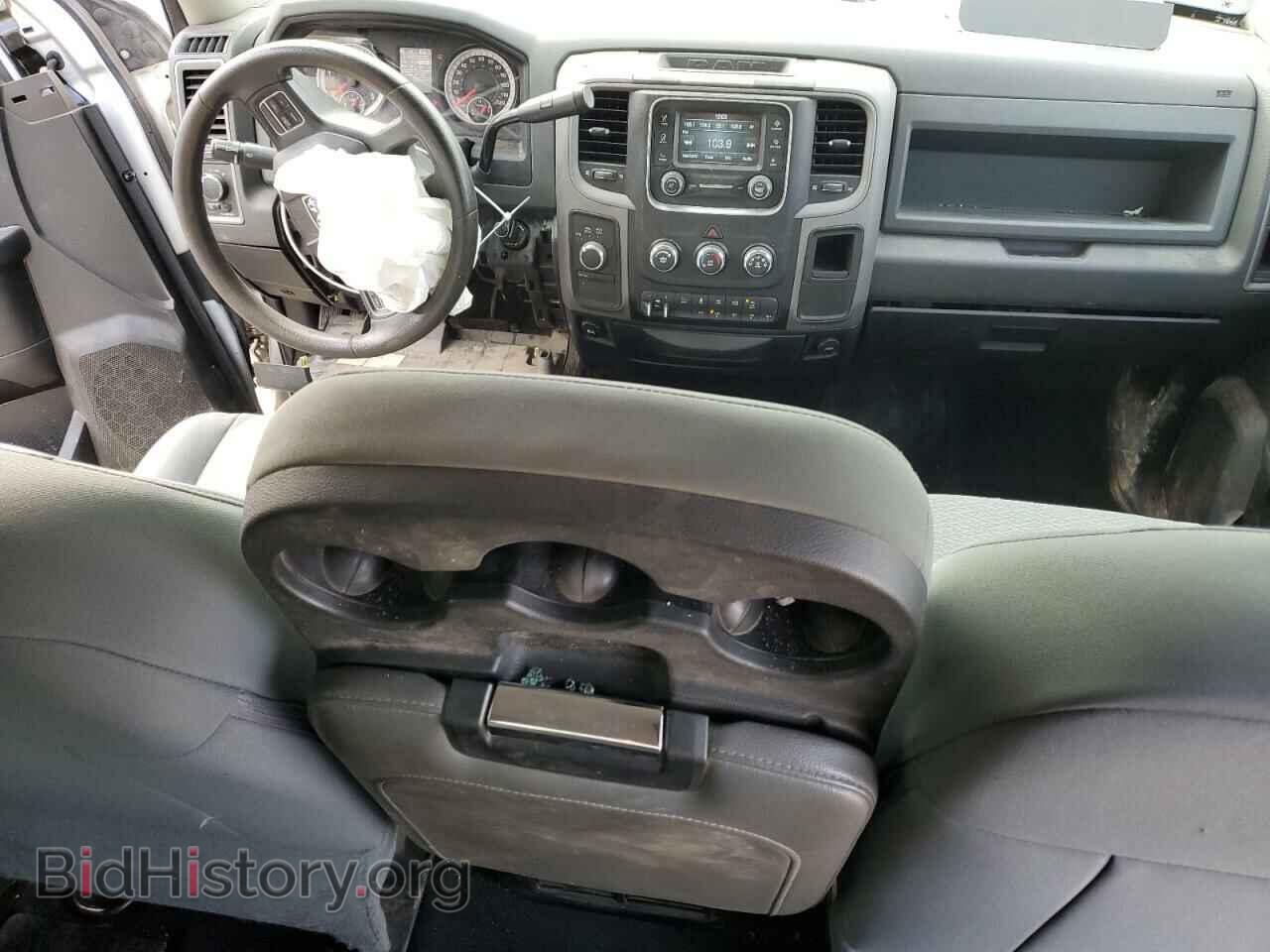 2017 RAM All Models - VIN: 3C6UR5HLXHG639620 - Photo 8