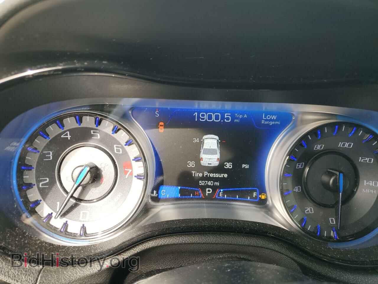 2019 CHRYSLER 300 - VIN: 2C3CCABG4KH708193 - Фото 9