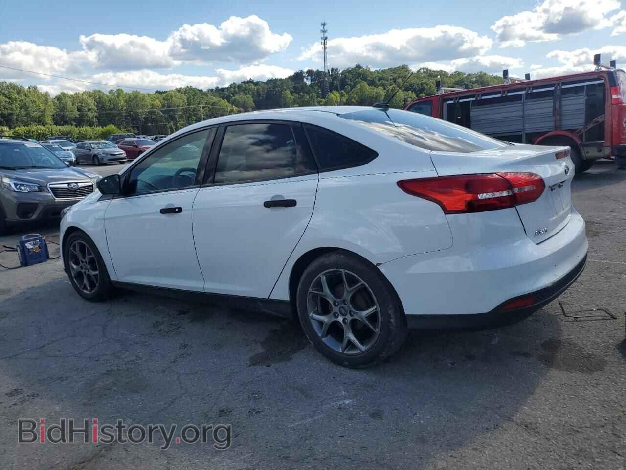 2017 FORD FOCUS - VIN: 1FADP3E28HL342854 - Photo 2