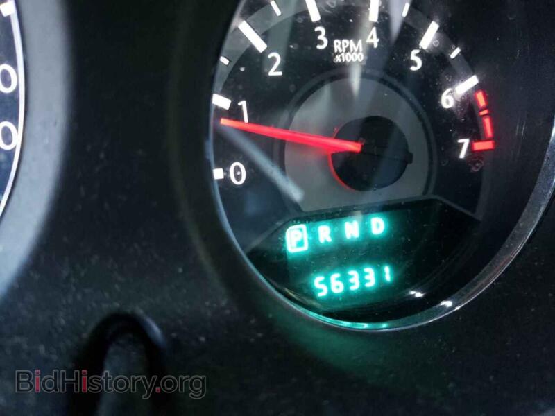 2013 Chrysler 200 (VIN 1C3CCBBB6DN516195) — фото 8 из 10