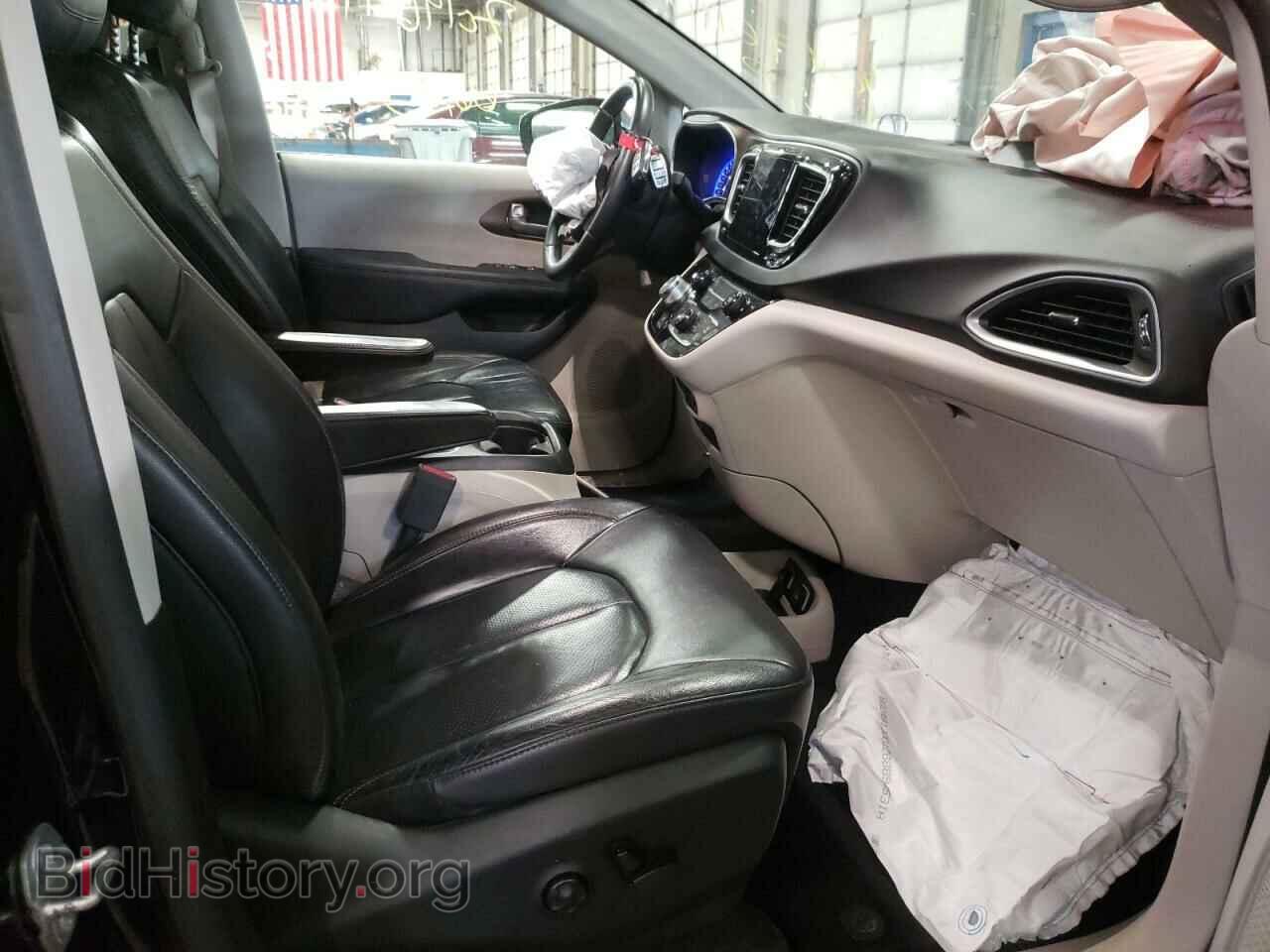 2017 CHRYSLER PACIFICA - VIN: 2C4RC1EG6HR622761 - Photo 5