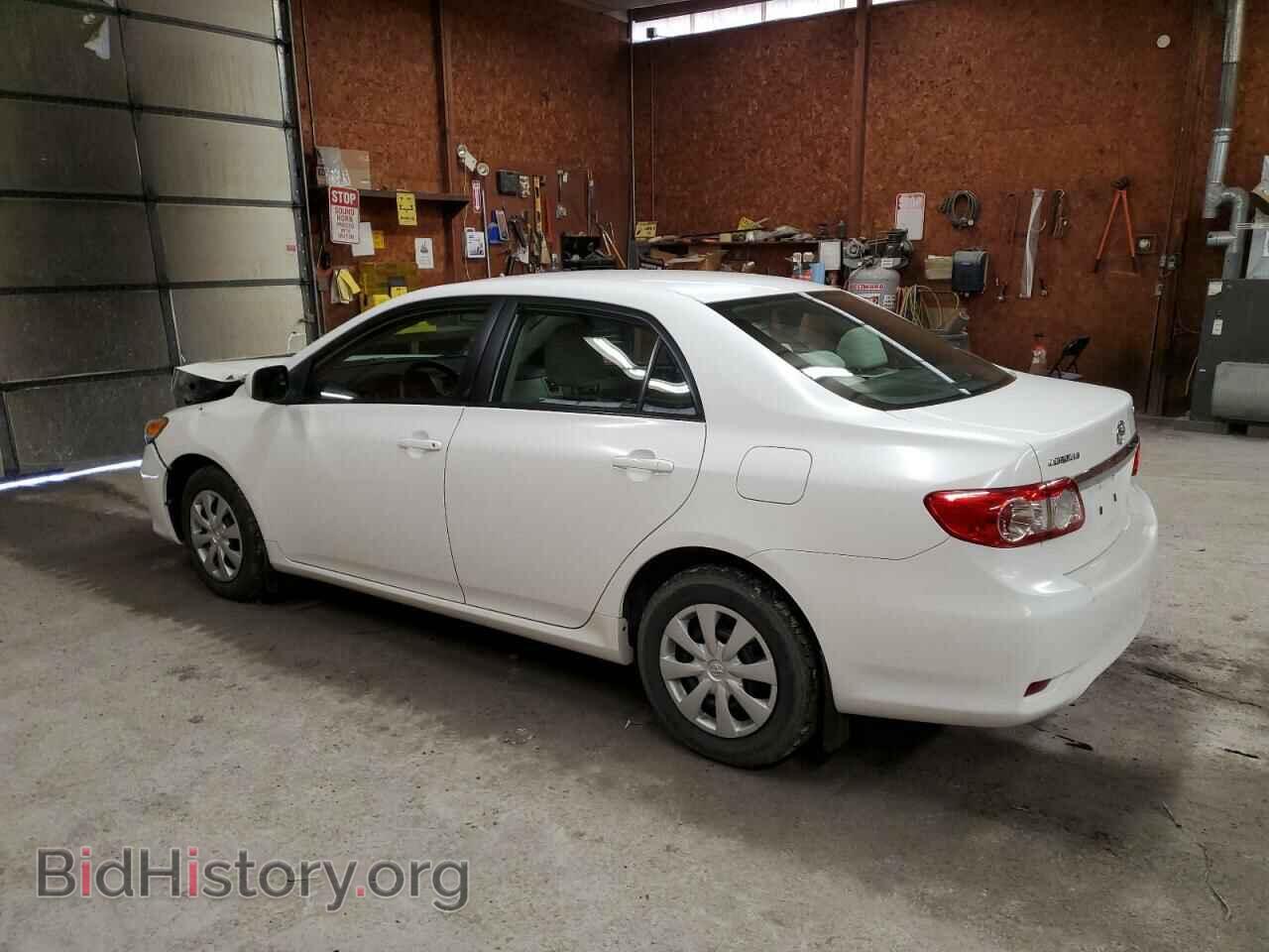 2011 TOYOTA COROLLA - VIN: 2T1BU4EE1BC663207 - Фото 2