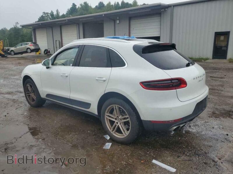 2016 Porsche MACAN (VIN WP1AB2A54GLB53959) — photo 2 of 12