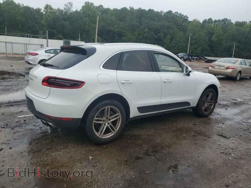 2016 Porsche MACAN (VIN WP1AB2A54GLB53959) — photo 3 of 12