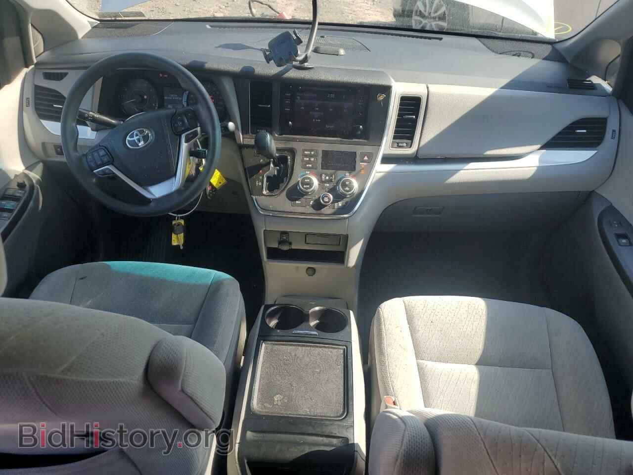 2017 TOYOTA All Models - VIN: 5TDKZ3DC7HS877016 - Фото 8