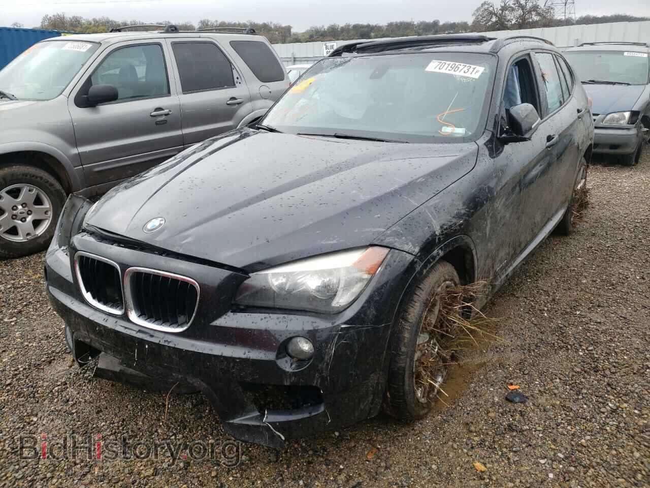 2013 BMW X1 - VIN: WBAVL1C53DVR90786 - Фото 2