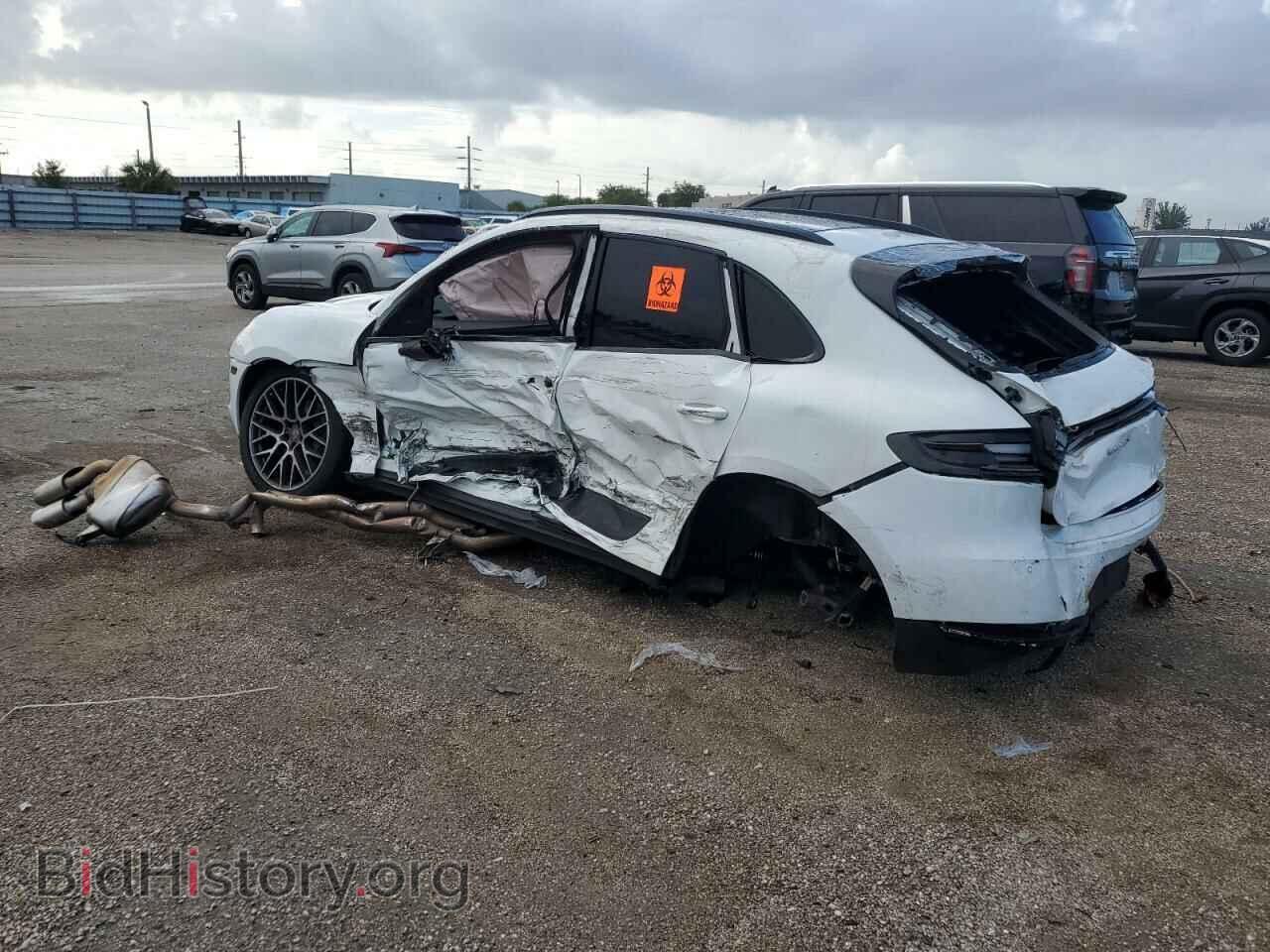 2020 PORSCHE MACAN - VIN: WP1AB2A55LLB33150 - Фото 2