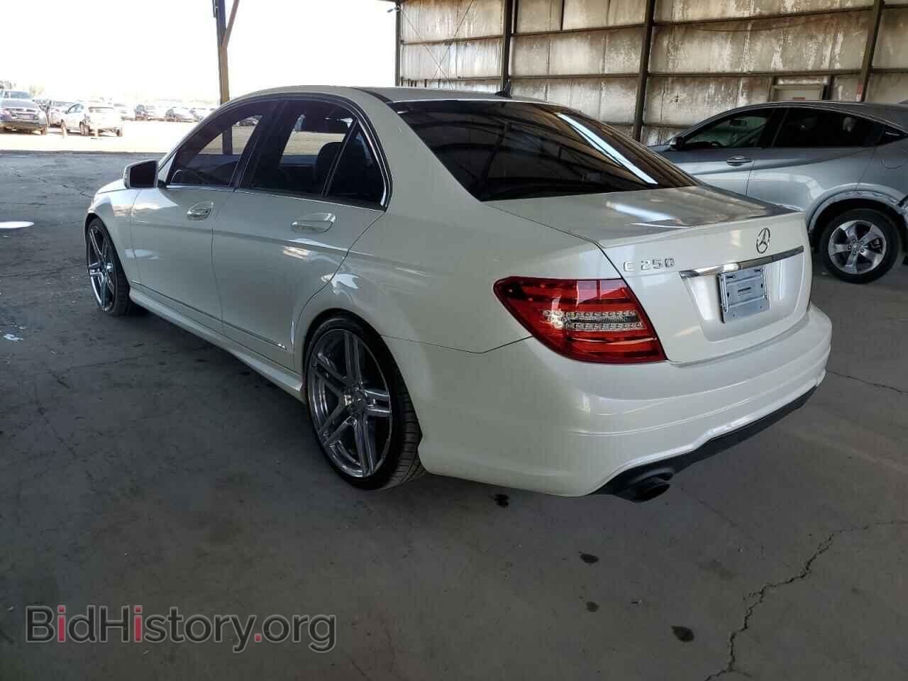 2013 MERCEDES-BENZ C-CLASS - VIN: WDDGF4HB1DA788481 - Фото 2