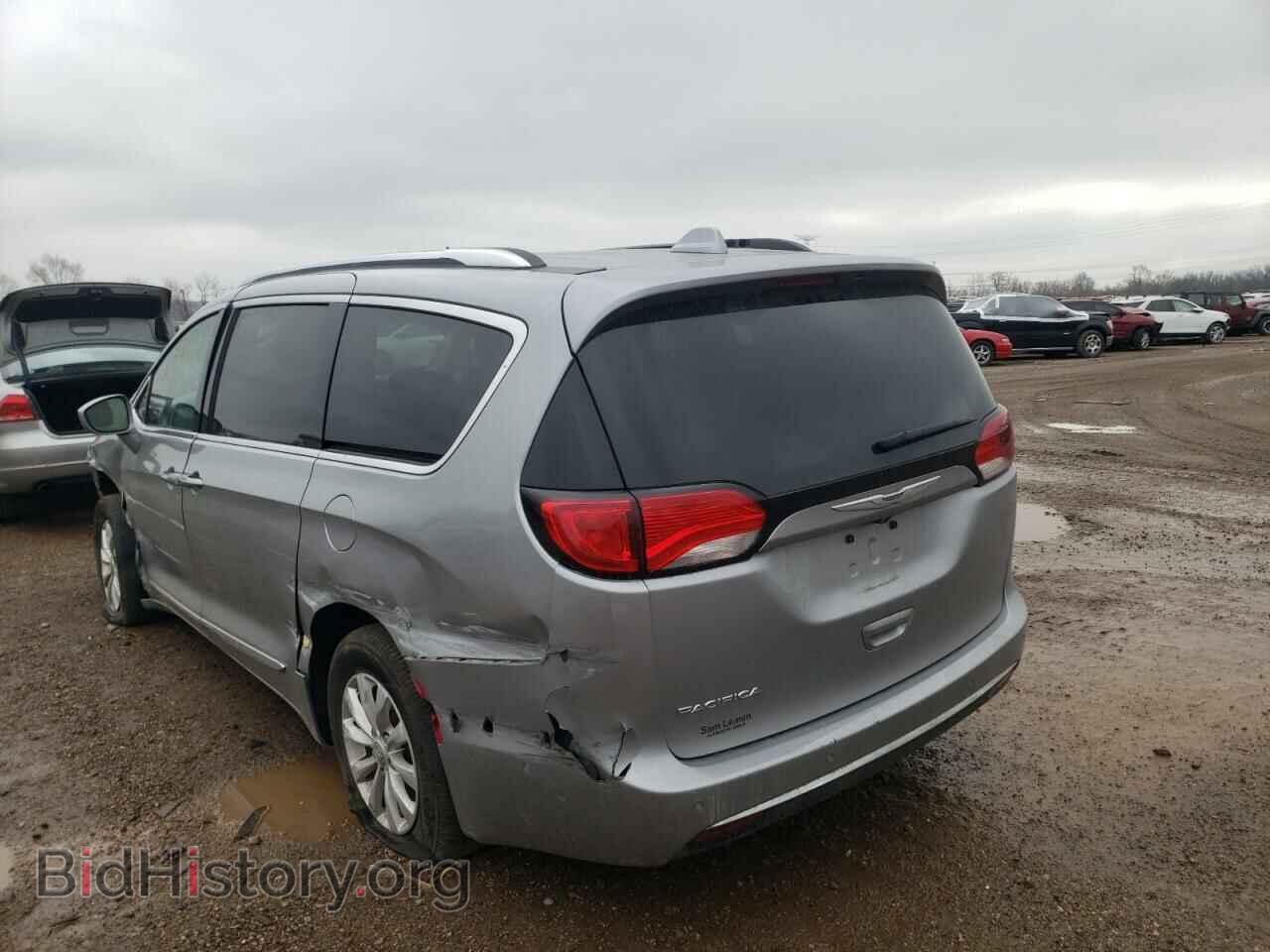 2018 CHRYSLER PACIFICA - VIN: 2C4RC1BG9JR269989 - Фото 3