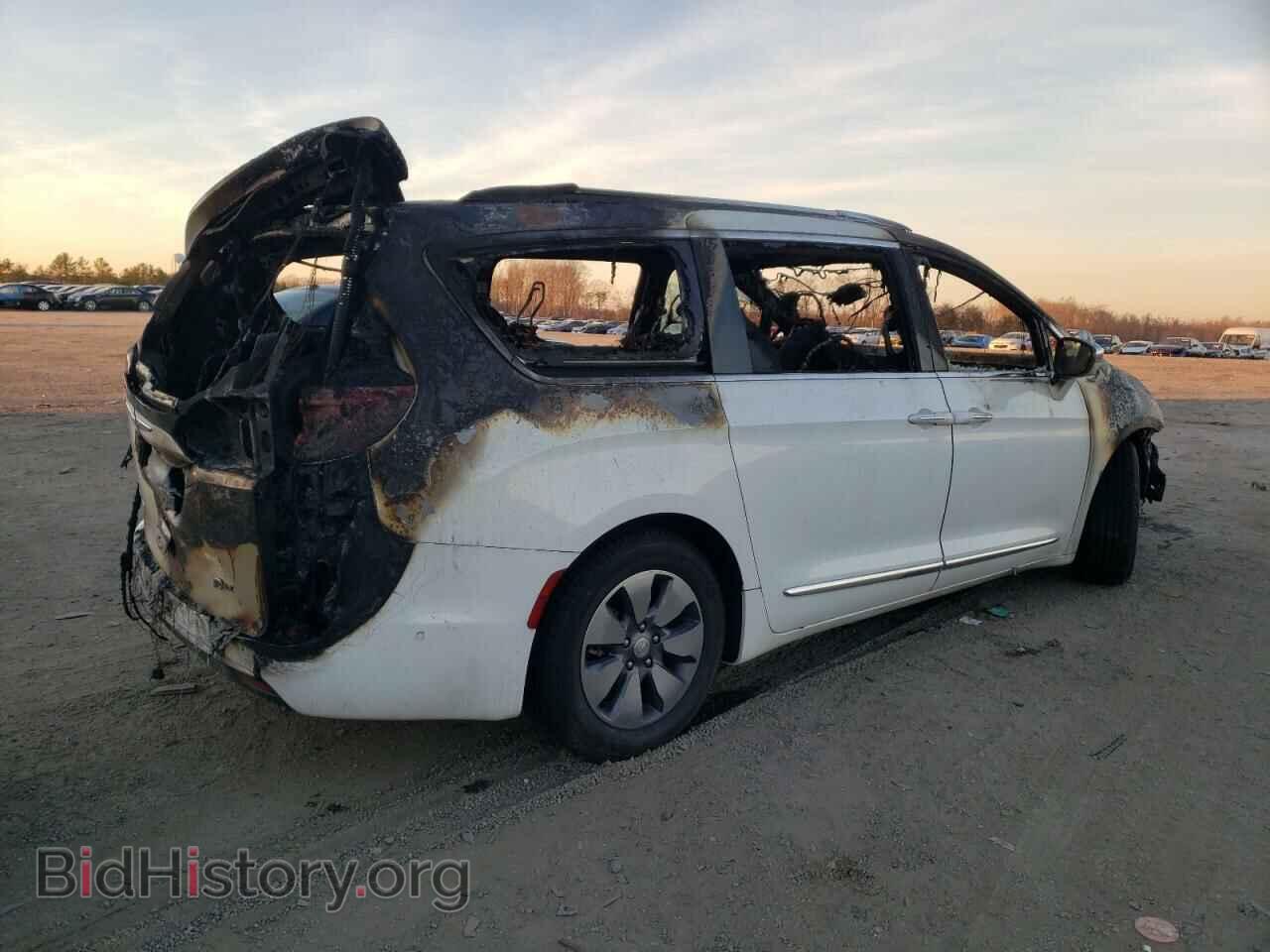 2018 CHRYSLER PACIFICA - VIN: 2C4RC1N71JR118303 - Фото 3