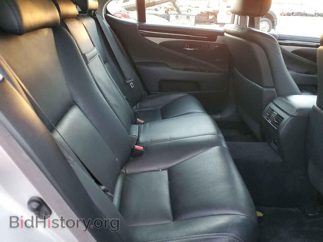 2015 LEXUS LS460 - VIN: JTHBL5EF1F5133483 - Photo 10