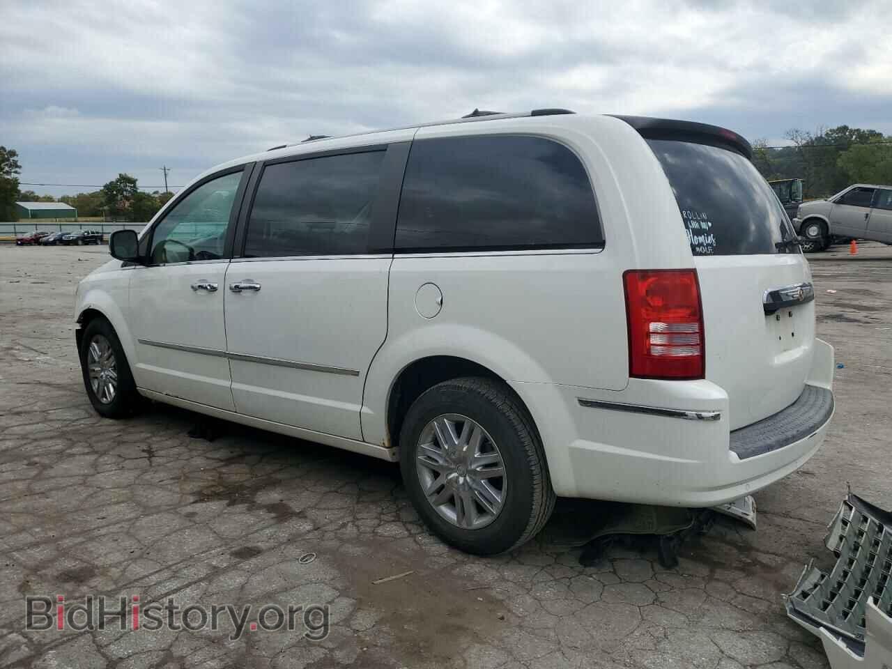 2008 CHRYSLER MINIVAN - VIN: 2A8HR64X08R776674 - Фото 2