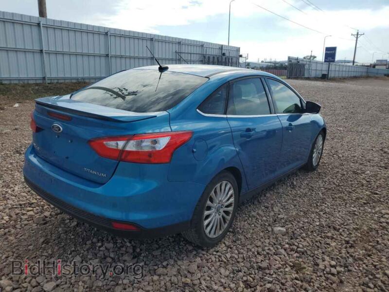 2012 Ford FOCUS (VIN 1FAHP3J20CL262478) — фото 3 из 12