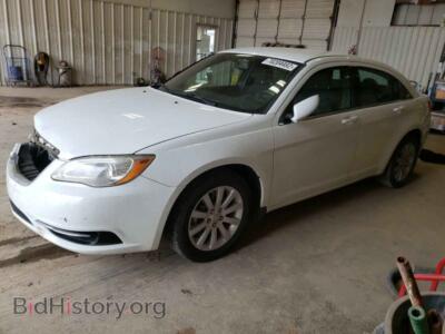 2013 Chrysler 200 200 Tourin, белый — VIN 1C3CCBBB1DN688733, Copart