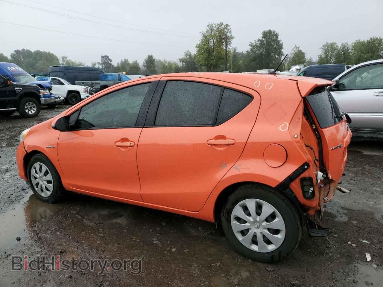2014 TOYOTA PRIUS - VIN: JTDKDTB36E1073168 - Фото 2
