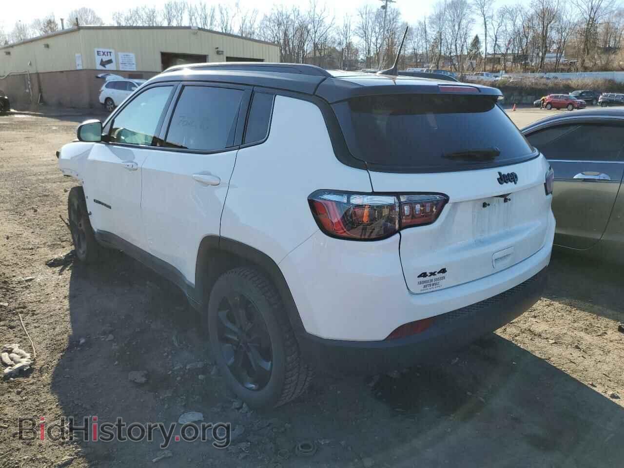 2019 JEEP COMPASS - VIN: 3C4NJDBB2KT621268 - Фото 2