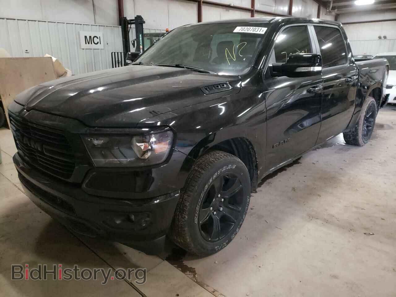 2020 RAM 1500 - VIN: 1C6SRFFT0LN163233 - Фото 2