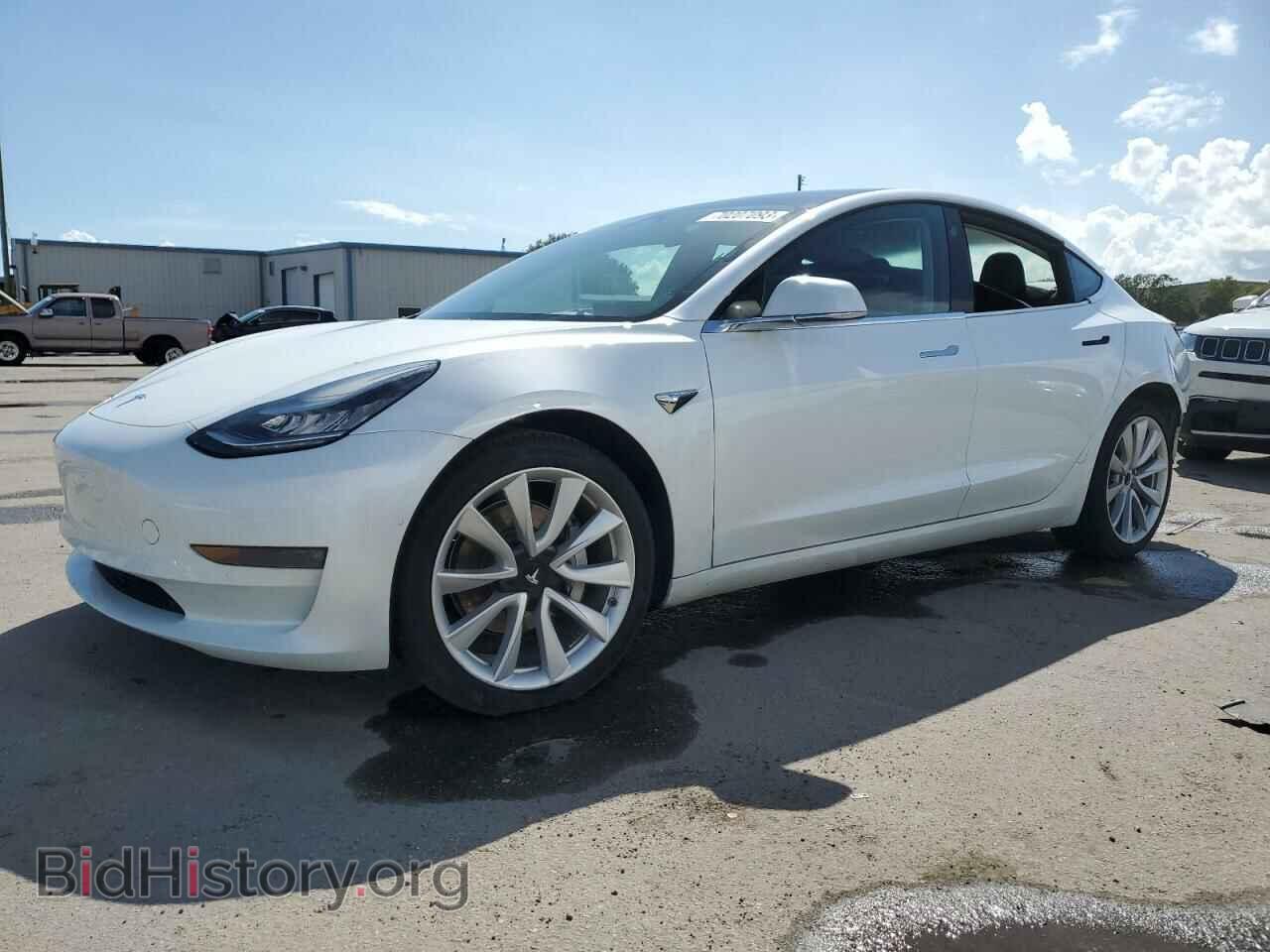 Фотография 5YJ3E1EA1JF173602 - TESLA MODEL 3 2018