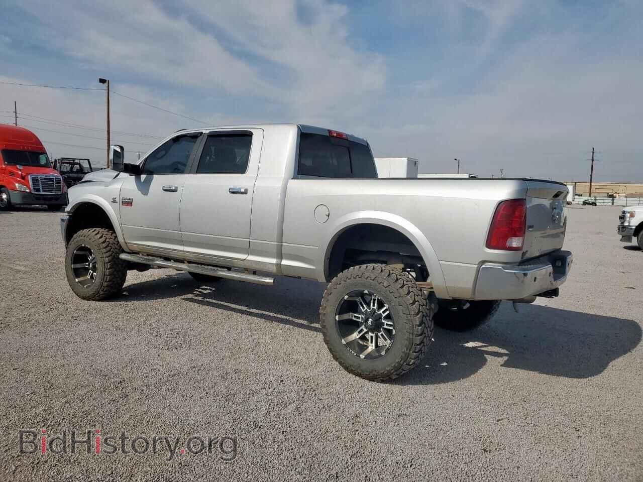 2011 DODGE All Models - VIN: 3D73Y3HL9BG579709 - Photo 2