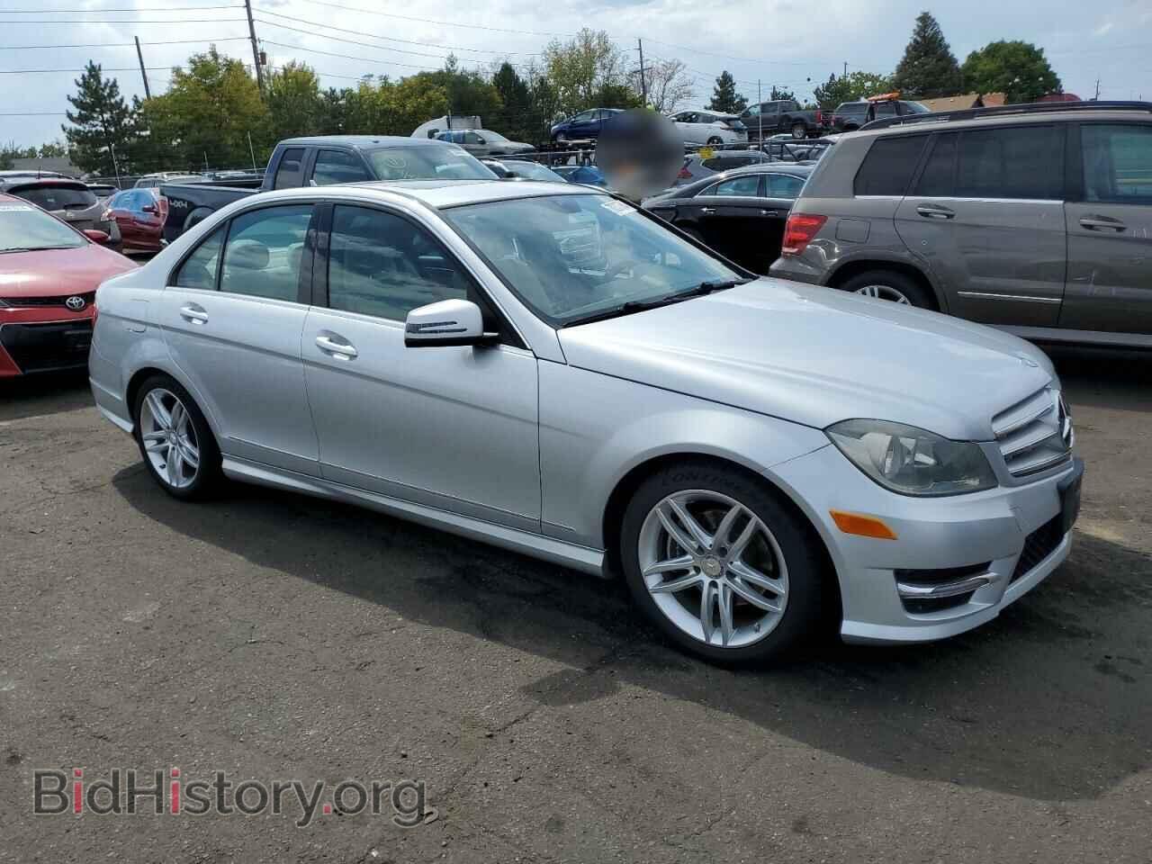 2013 MERCEDES-BENZ C-CLASS - VIN: WDDGF4HB9DR296475 - Фото 4