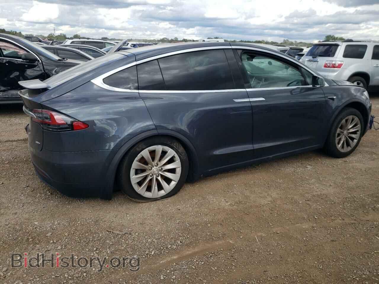 2017 TESLA MODEL X - VIN: 5YJXCAE21HF044382 - Фото 3
