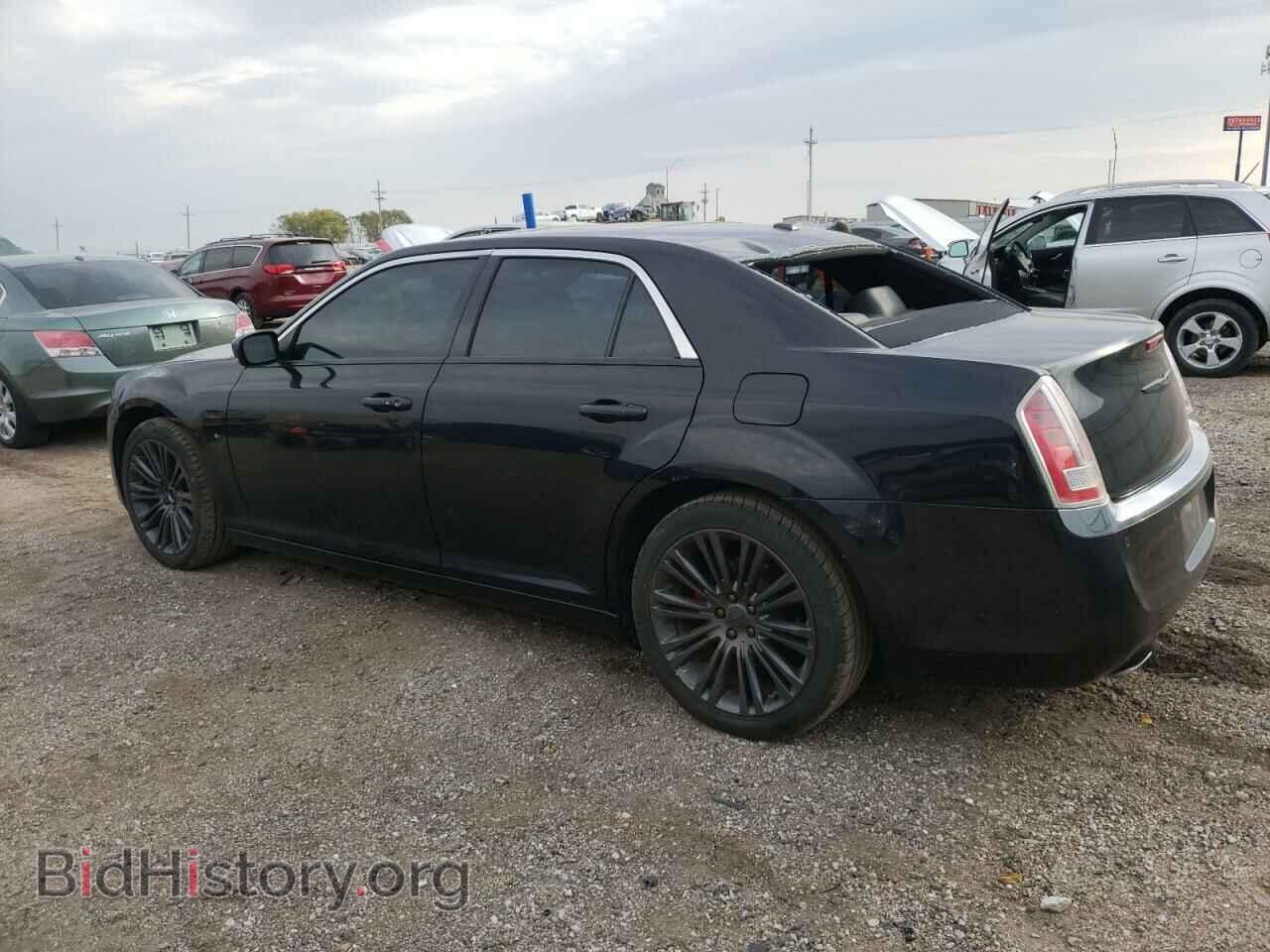 2011 CHRYSLER 300 - VIN: 2C3CA6CT8BH541108 - Фото 2