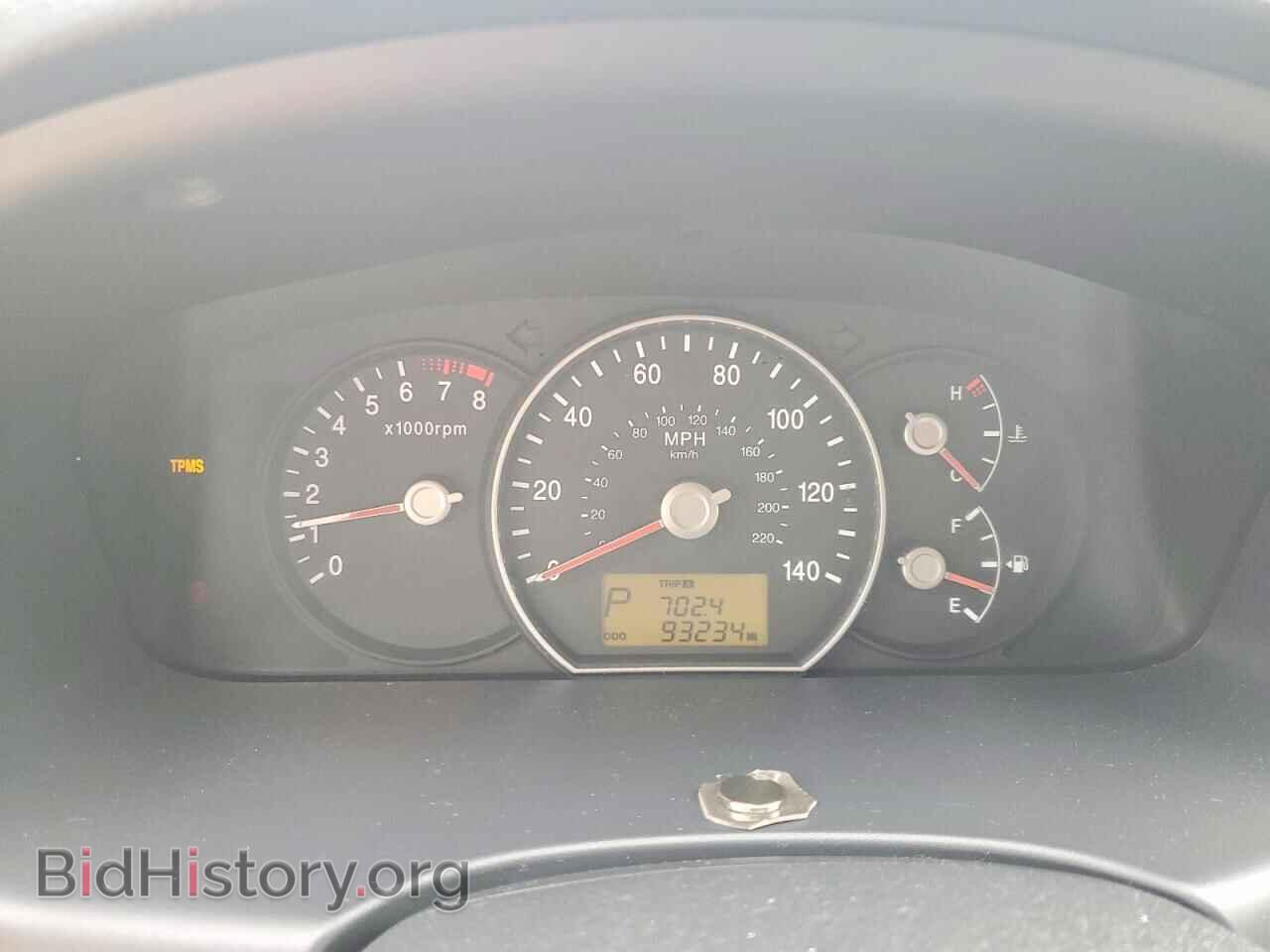 2009 KIA RONDO - VIN: KNAFG528X97275317 - Photo 9