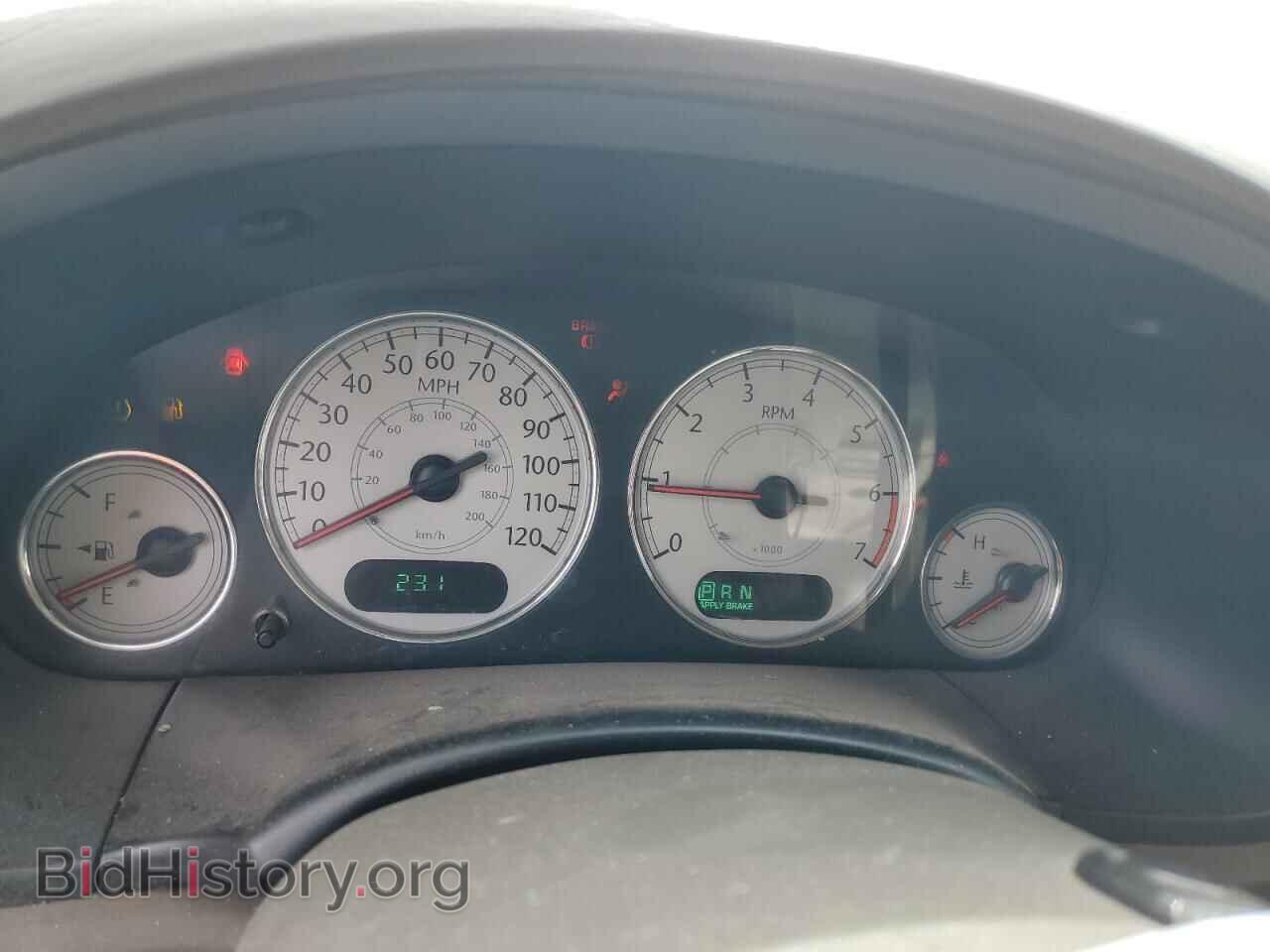 2006 CHRYSLER MINIVAN - VIN: 2A8GP64L16R626827 - Фото 9