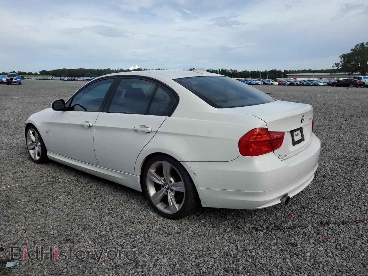 2011 BMW 3 SERIES - VIN: WBAPM5C59BE577295 - Фото 2