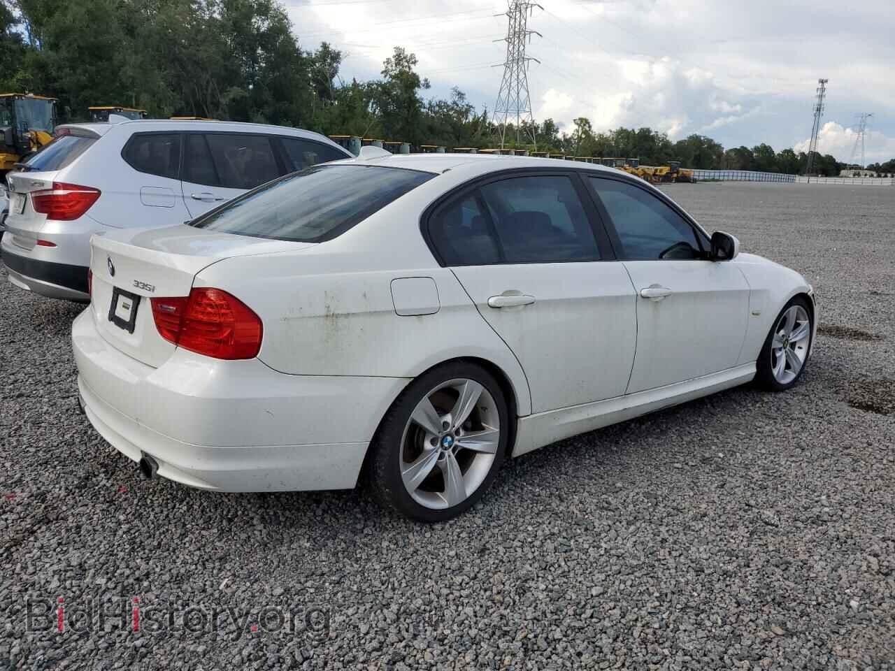 2011 BMW 3 SERIES - VIN: WBAPM5C59BE577295 - Фото 3