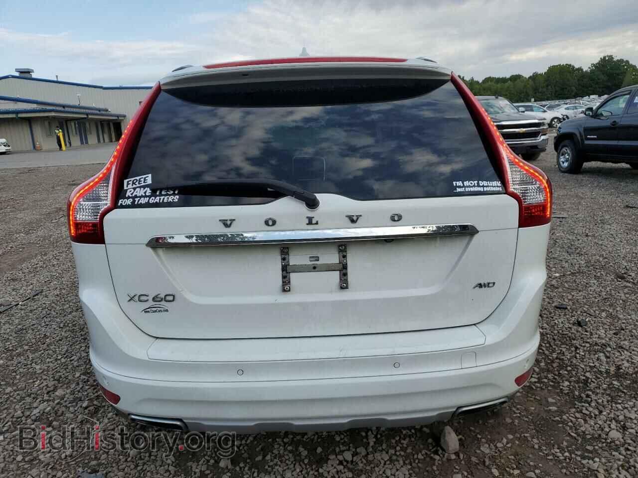 2017 VOLVO XC60 - VIN: YV449MRU6H2024949 - Фото 6