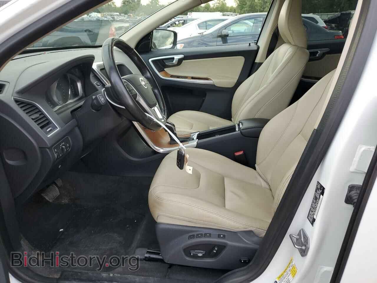 2017 VOLVO XC60 - VIN: YV449MRU6H2024949 - Фото 7
