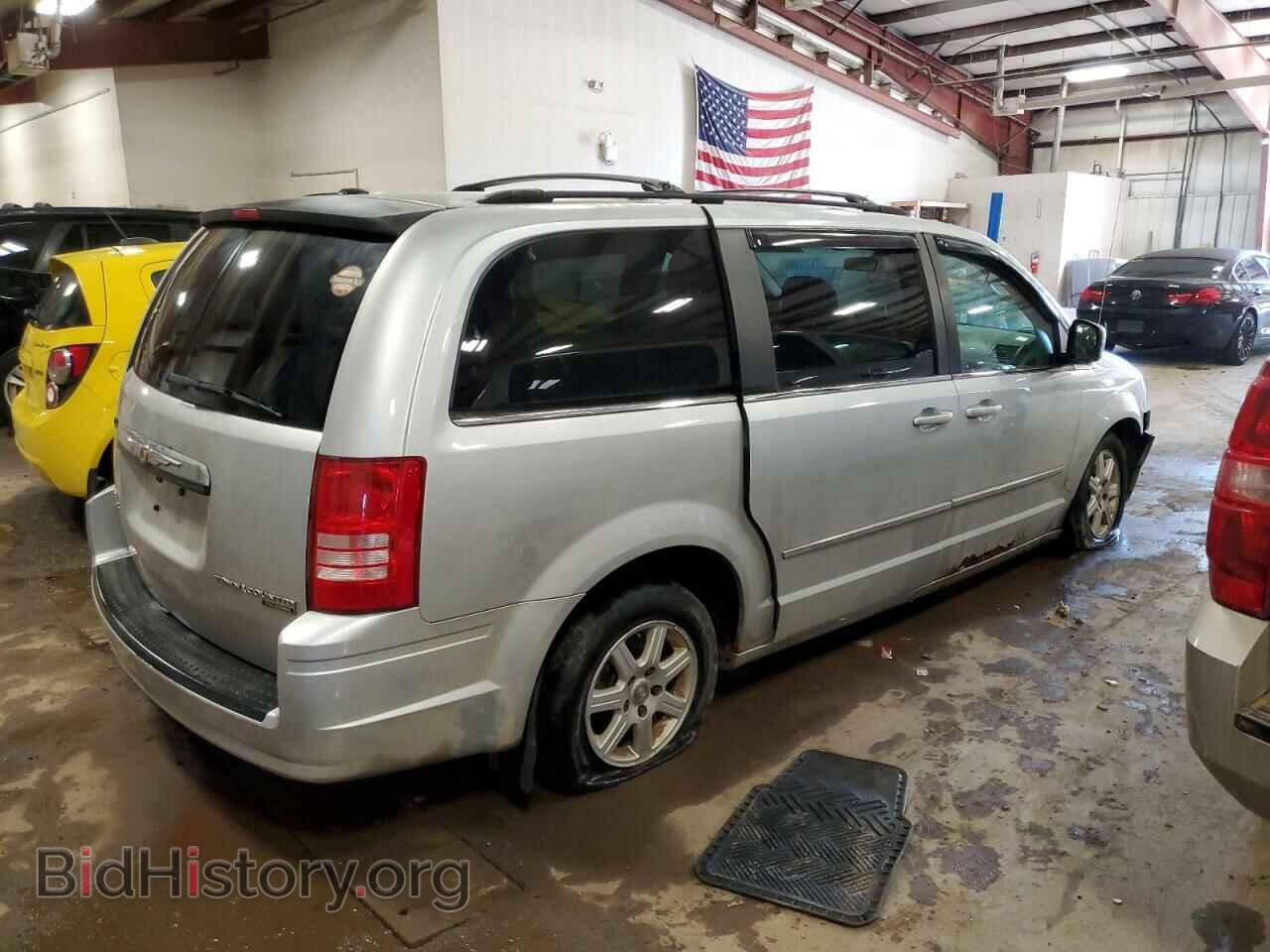 2010 CHRYSLER MINIVAN - VIN: 2A4RR5DX1AR442823 - Фото 3