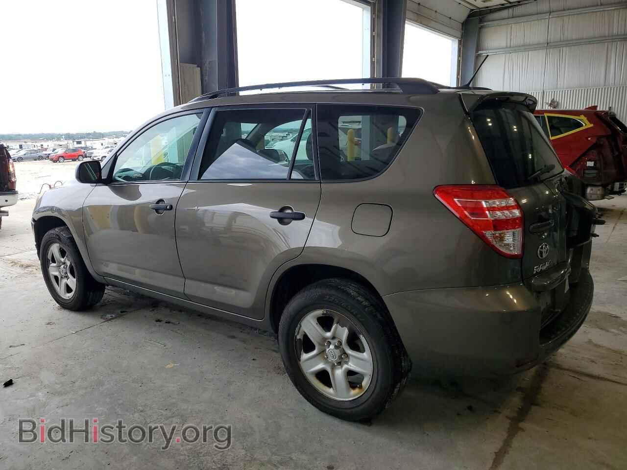 2011 TOYOTA RAV4 - VIN: 2T3BF4DV3BW093096 - Фото 2