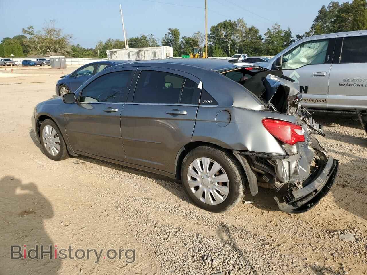 2012 CHRYSLER 200 - VIN: 1C3CCBAB3CN208496 - Фото 2