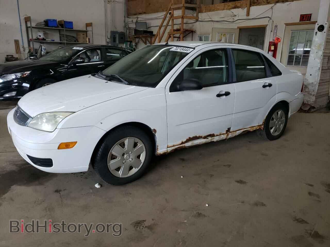 Фотография 1FAHP34N26W153898 - FORD FOCUS 2006